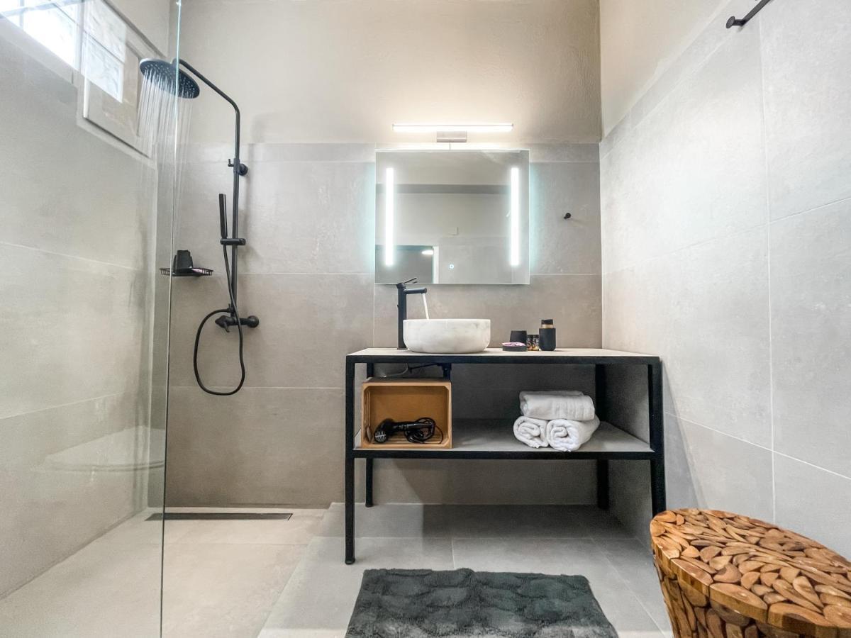 Elkaza Villas Fira  Bagian luar foto
